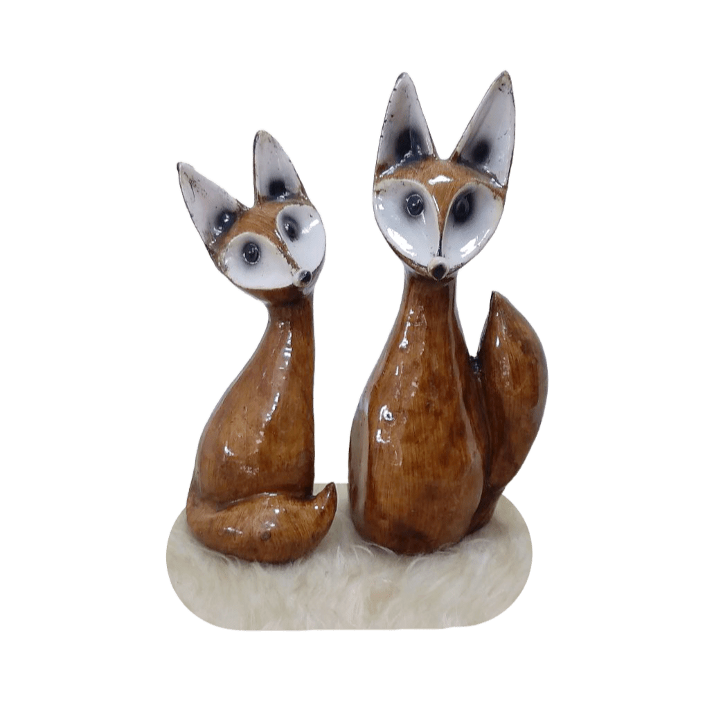 مجسمه پلی‌استری خانواده روباه به رنگ چوبی